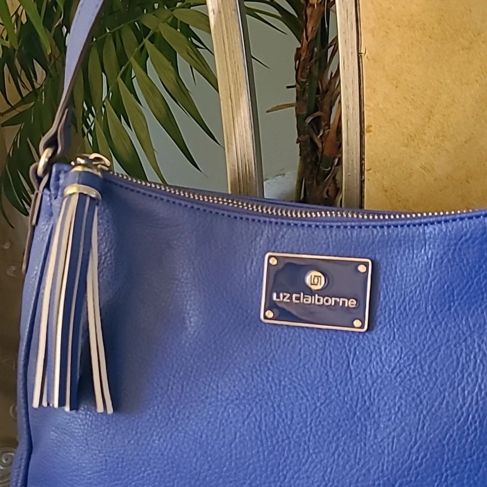 Liz Claiborne Hobo Bag ❤️